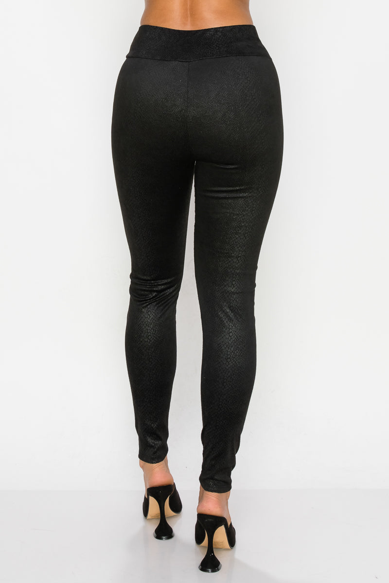 Slither Embossed Snake Print Set